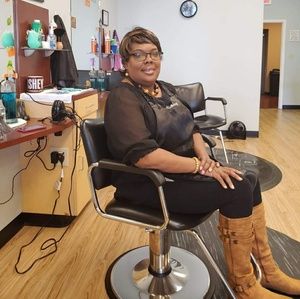 Meet your Posher, Candace